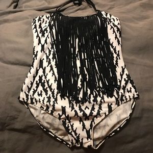 Adorable bathing suit with fringes